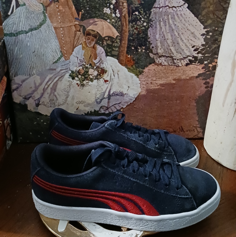 ππPUMA SUEDE LACEUP SNEAKER UNISEX SIZE 5C,NICE COLORS.π π - Picture 3 of 12